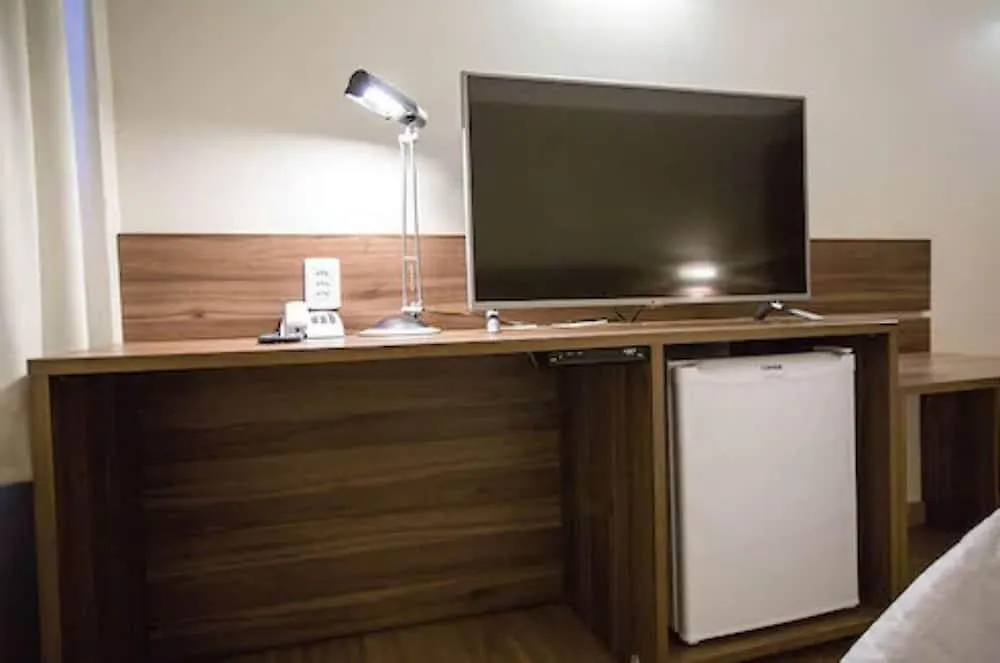 Ξενοδοχείο Mogano Business Hotel- Eletroposto Chapecó