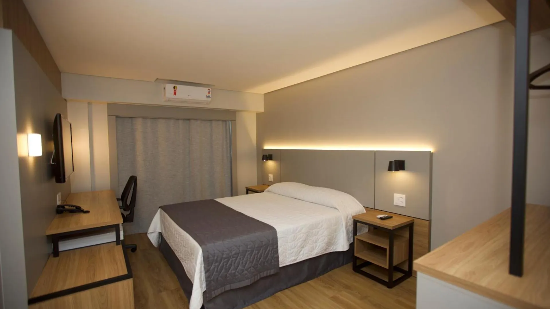 Mogano Business Hotel- Eletroposto Chapecó 3*,  Βραζιλία