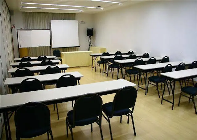 *** Ξενοδοχείο Mogano Business Hotel- Eletroposto Chapecó Βραζιλία