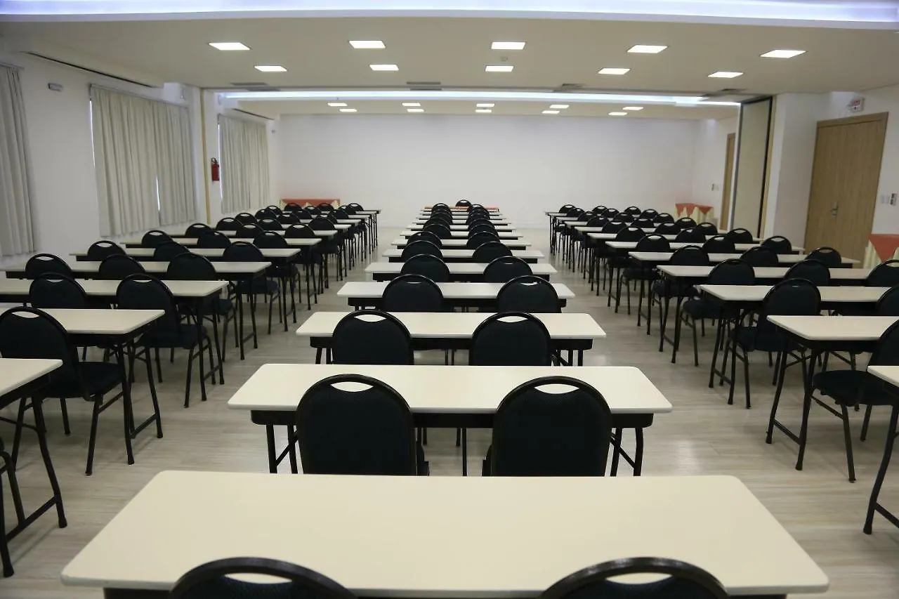 Mogano Business Hotel- Eletroposto Chapecó Ξενοδοχείο